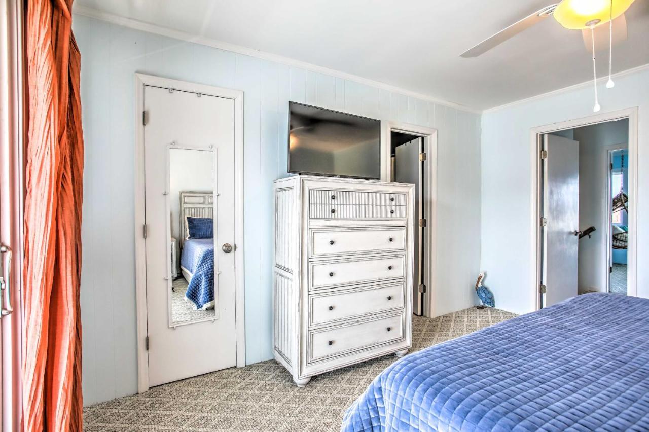 Coastal Oasis With Decks Walk To Holden Beach! Exterior foto